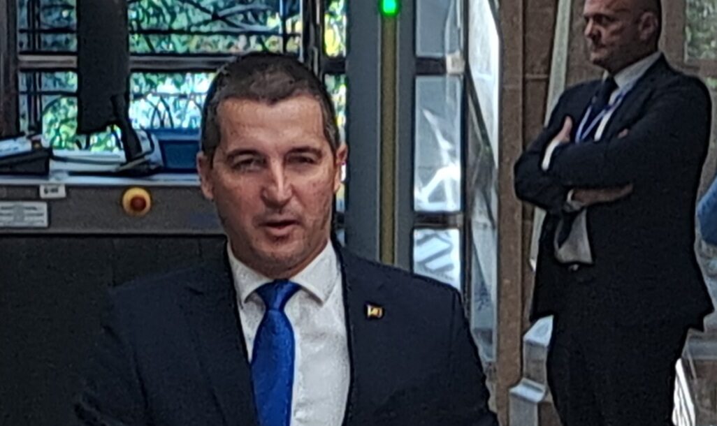 Бечић: Престанак радног односа за још 13 полицијских службеника, ветинг се наставља