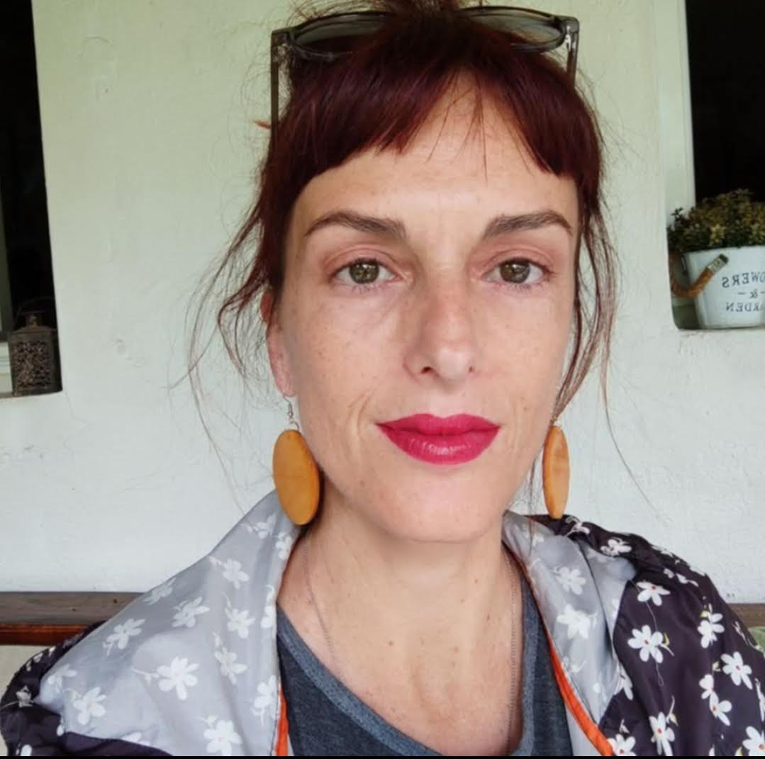 Јасна Ивановић:… лијечите то, чула сам да чуваркућа помаже, а у међувремену удрите мало јаче јер сте прејадно предосадни