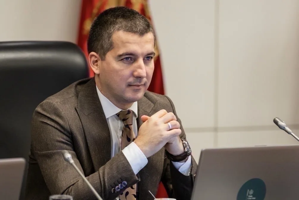 Бечић: Имамо рјешења за чишћење бирачког списка, одлука на политичким структурама
