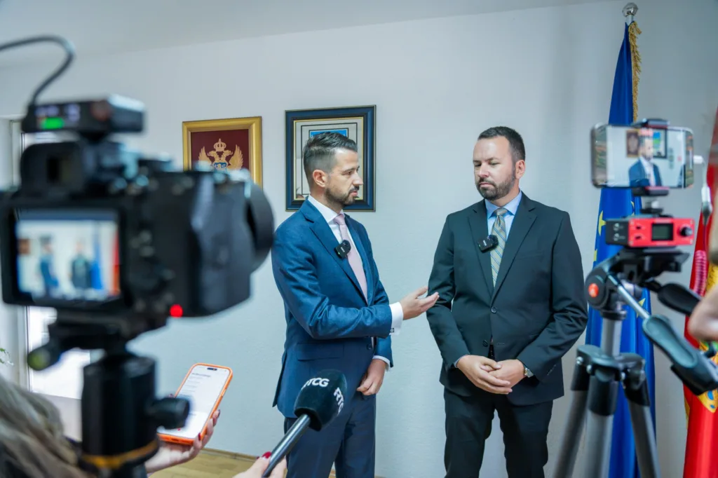 Милатовић из Плава: Младима требају веће зараде, али и систем у којем знање и рад одлучују о успјеху